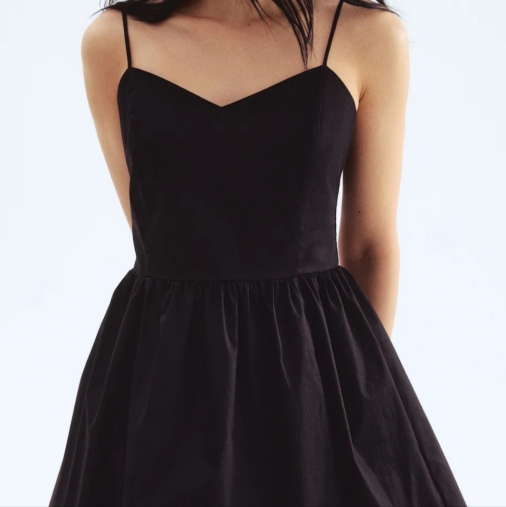 H&M Black Textured Dress with Light Pink Tag